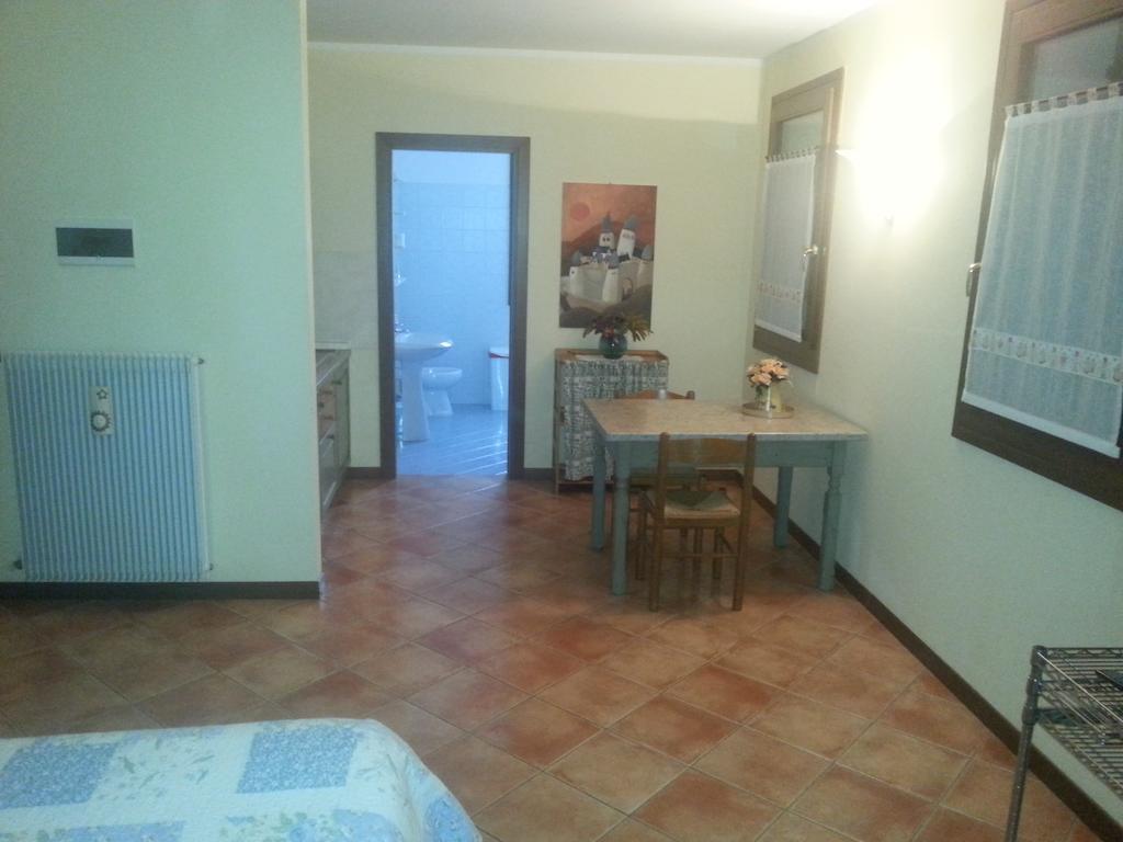 Agriturismo Al Colle Del Ciliegio Villa Rovolon Oda fotoğraf
