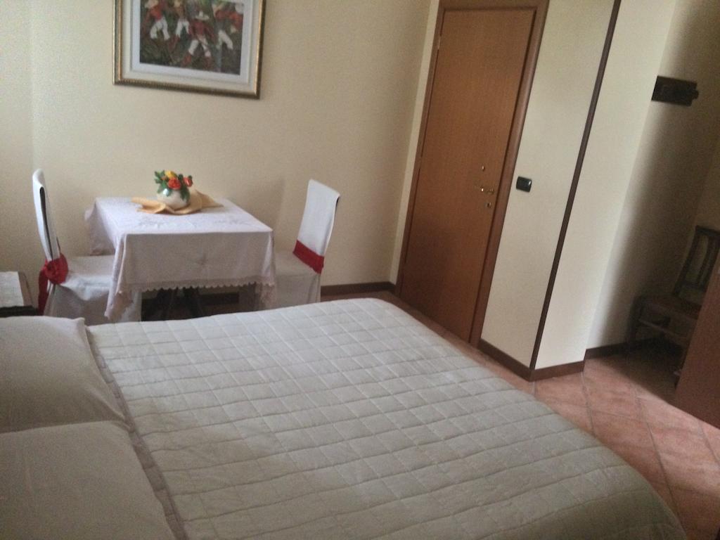 Agriturismo Al Colle Del Ciliegio Villa Rovolon Oda fotoğraf